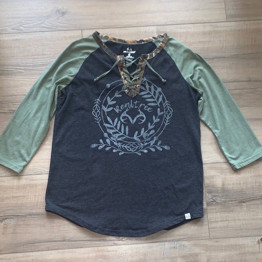 Realtree Women's Camouflage Shirt